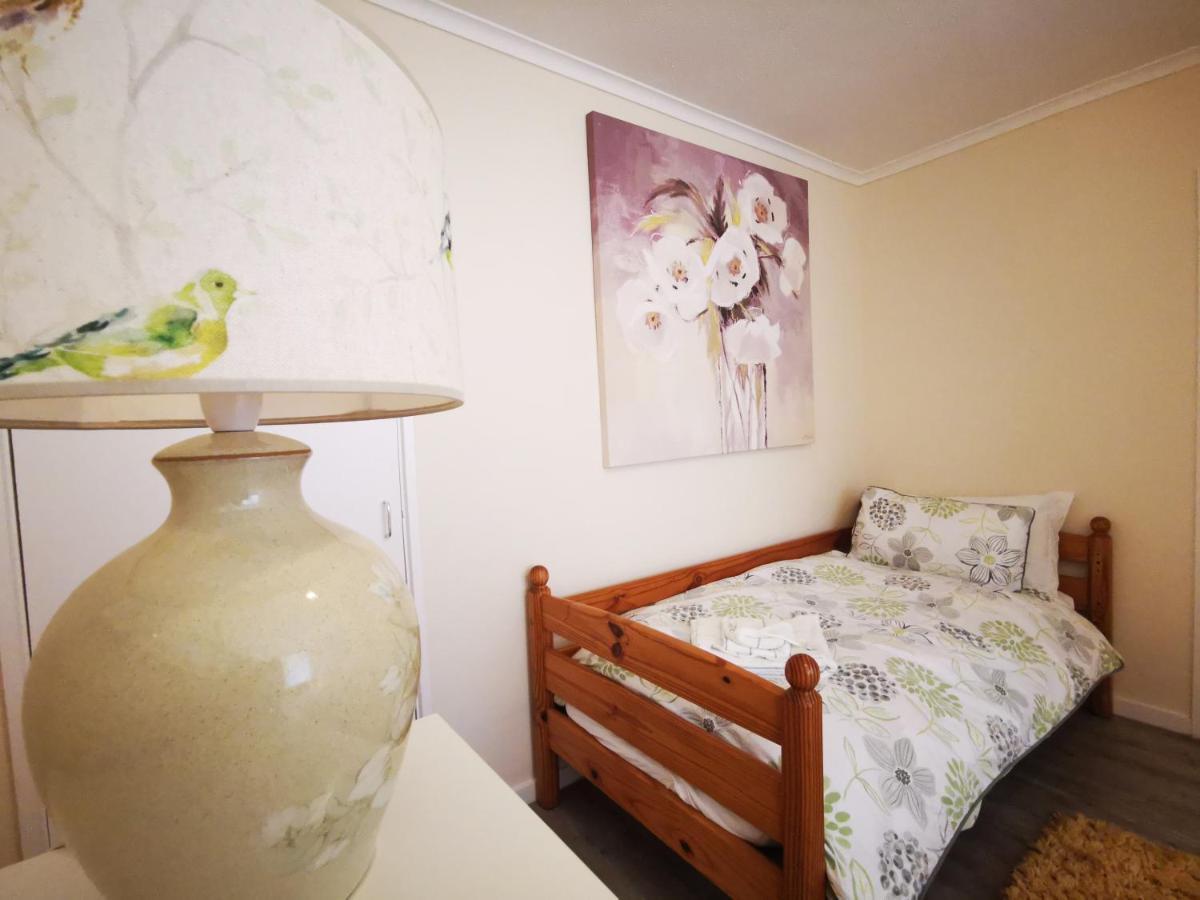 Sea View 3 Bedroom Seaside Property Chichester Luaran gambar